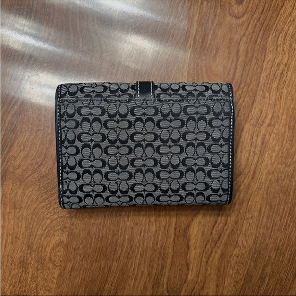 Vintage Coach Soho Signature Shoulder Bag and Wallet - Picture 7 of 9